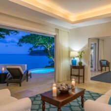 Cottage 6 Living Room