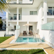 NEG_24_185+-+Swim-up+Suite+ocean+front