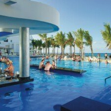 RGE_16_020+-+Swim+up+bar