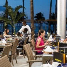 XJM_13_179+-+Poolside+restaurant_steakhouse